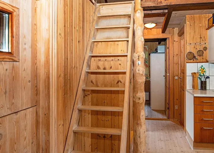 8 Person In Hovborg-by Traum * Hovborg